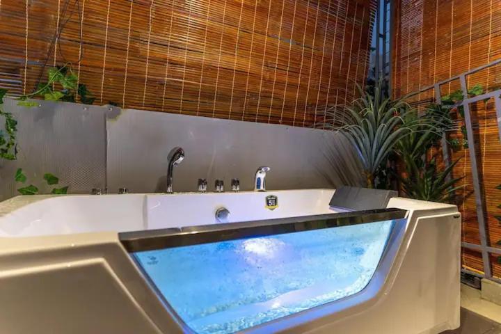 Apartament Saigon Hideout Nguyen Trai Ho Chi Minh Zewnętrze zdjęcie